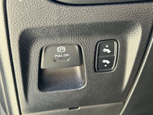 Used 2022 RAM 1500 Limited AWD/4WD image 27