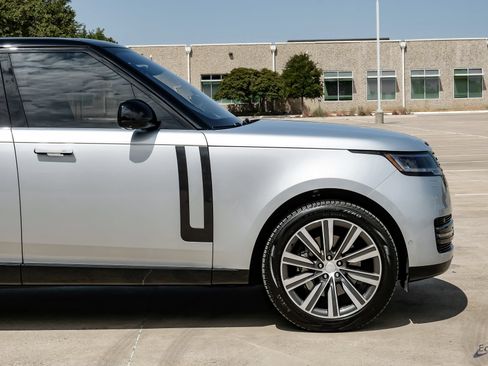 Used 2023 Land Rover Range Rover SE AWD/4WD image 21