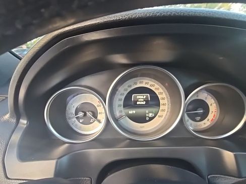 Used 2017 Mercedes-Benz E 400 E 400 image 45