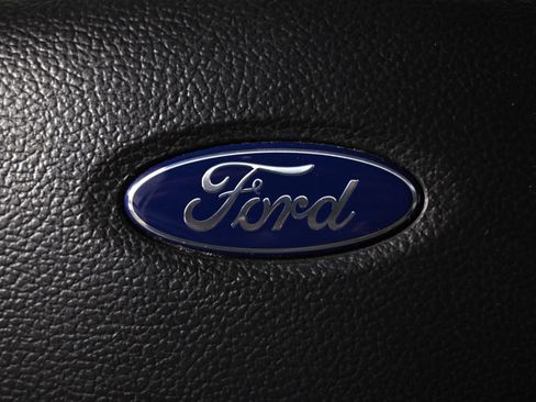 Used 2018 Ford F150 XLT w/ Equipment Group 302A Luxury image 36