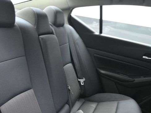 Used 2021 Nissan Altima 2.5 S FWD image 13