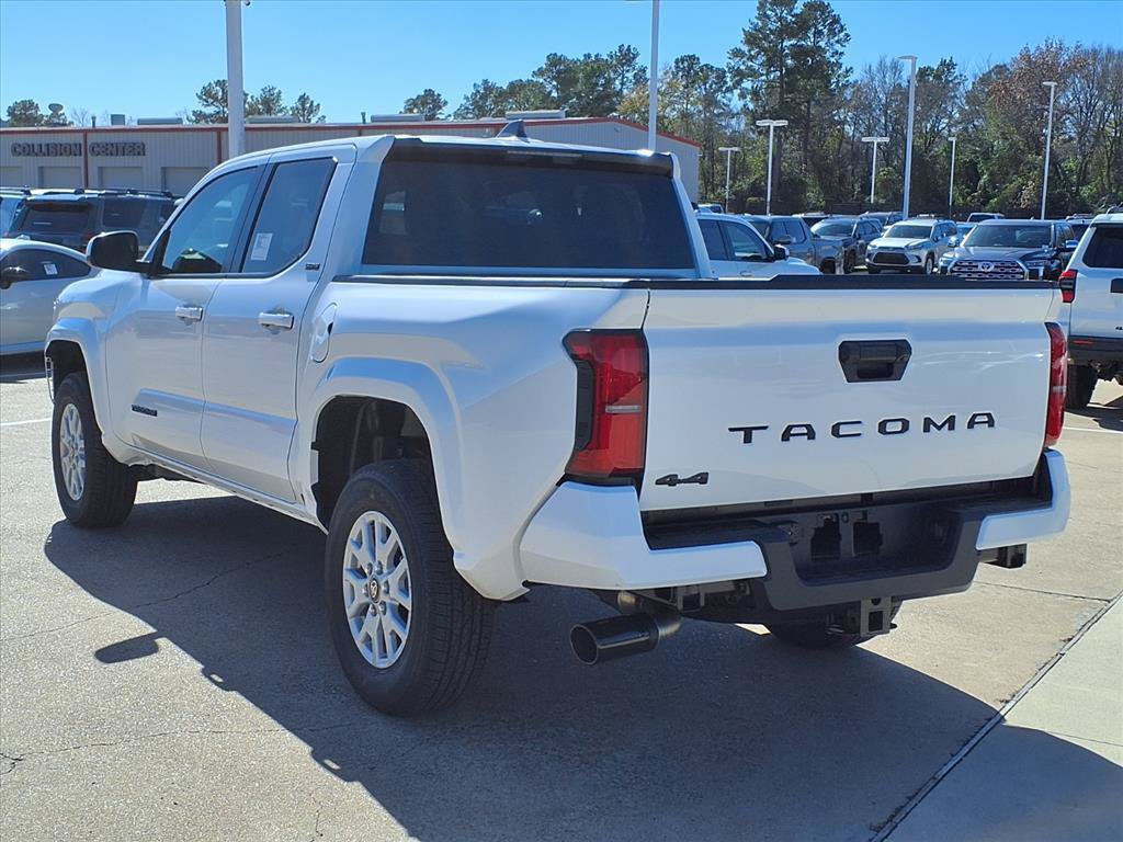 Certified 2026 Toyota Tacoma SR5 AWD/4WD image 2