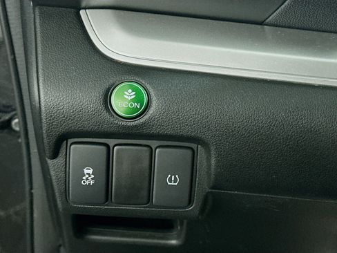 Used 2016 Honda CR-V EX image 17