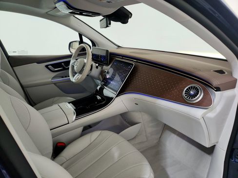 Certified 2023 Mercedes-Benz EQE 350+ 4MATIC SUV image 34