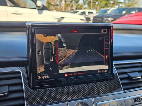 Used 2014 Audi S8 image 24