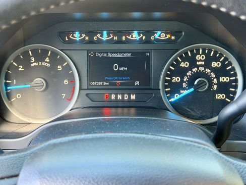 Used 2018 Ford F150 XLT w/ Equipment Group 302A Luxury image 32