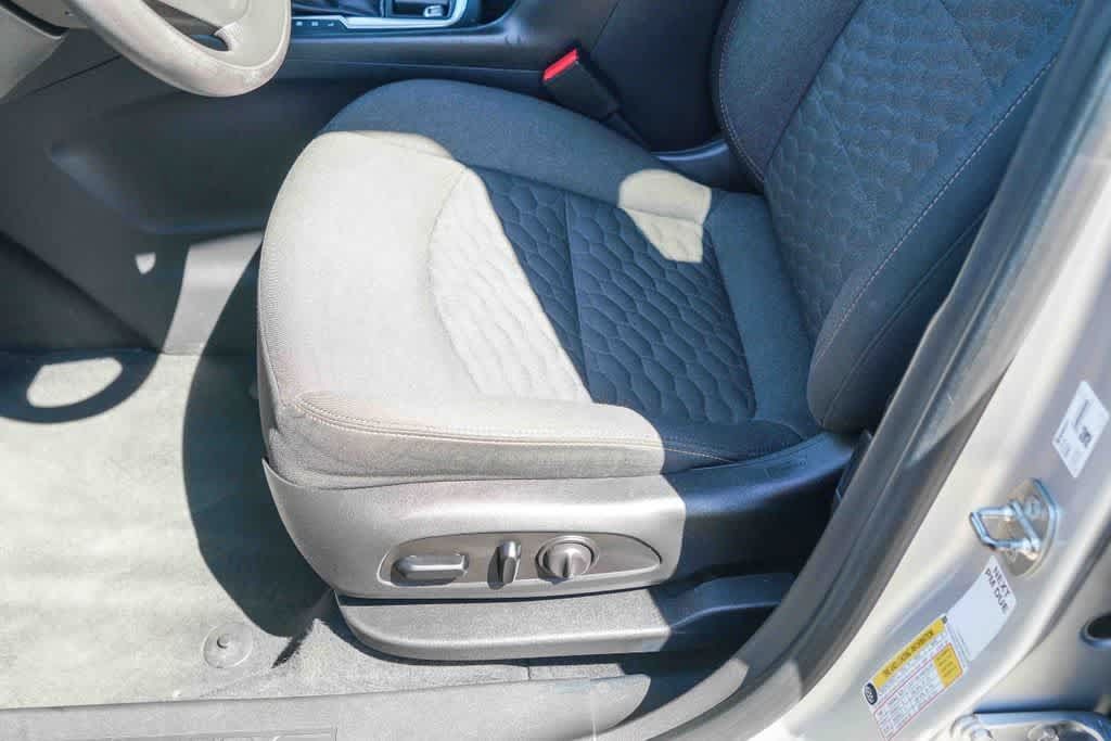 Used 2020 Chevrolet Equinox LT FWD image 20