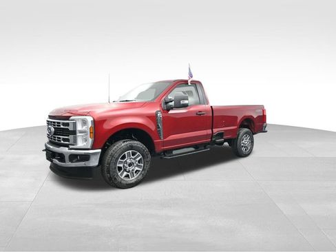 New 2025 Ford F350 XLT image 4