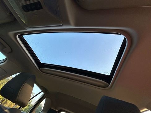 Certified 2025 Toyota RAV4 XLE w/ Convenience Package FWD image 31