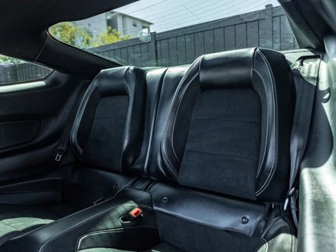 Used 2020 Ford Mustang Shelby GT500 w/ Technology Package image 40