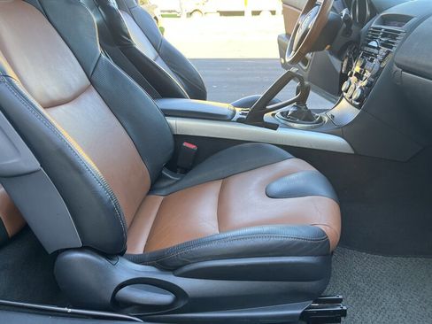 Used 2005 MAZDA RX-8 w/ MT Grand Touring Pkg image 31