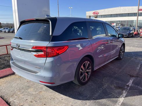 Used 2023 Honda Odyssey Touring image 6