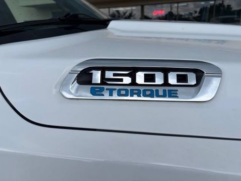 Used 2022 RAM 1500 Big Horn AWD/4WD image 8