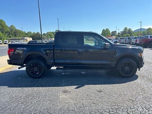 Used 2024 Ford F150 XLT w/ XLT Black Appearance Package AWD/4WD image 9