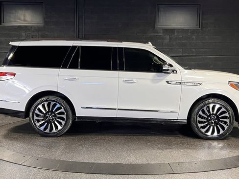Used 2022 Lincoln Navigator Black Label image 44
