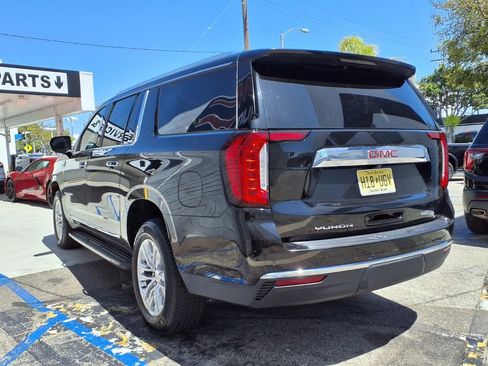 Used 2024 GMC Yukon XL SLT AWD/4WD image 12