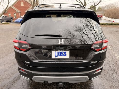 Certified 2024 Honda Pilot Elite image 4