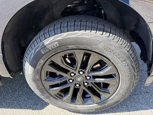 Used 2024 Ford F150 Lariat AWD/4WD image 12