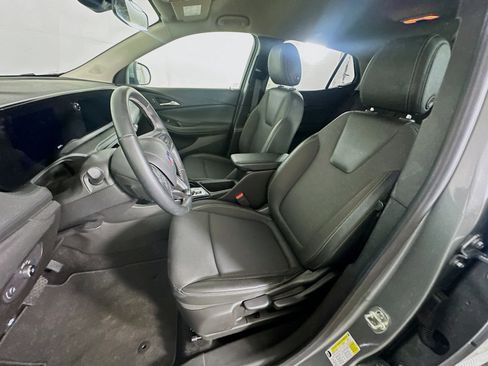 Used 2025 Buick Encore GX Preferred image 13