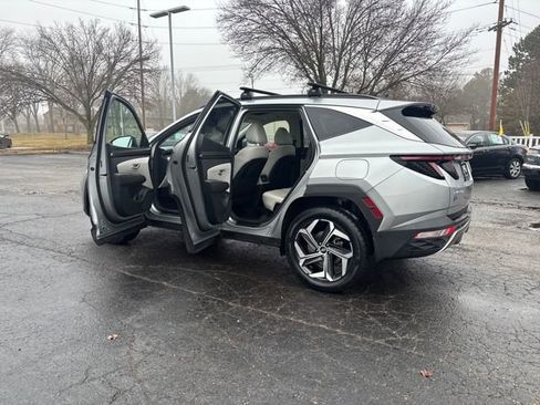 Certified 2022 Hyundai Tucson Limited image 32