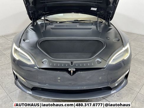 Used 2022 Tesla Model S Plaid image 9