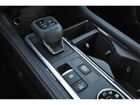 Certified 2023 Nissan Pathfinder Platinum image 24