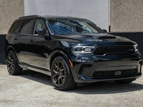Used 2025 Dodge Durango R/T AWD/4WD image 8