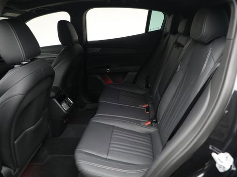 Used 2026 Maserati Grecale Modena AWD/4WD image 17