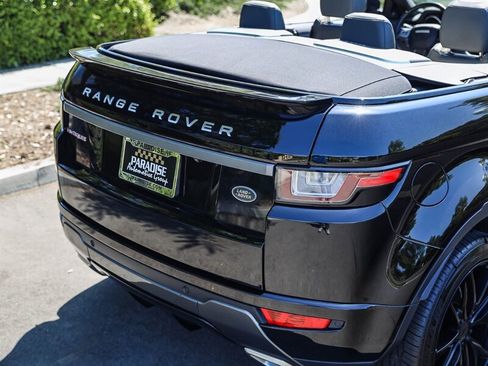 Used 2018 Land Rover Range Rover Evoque SE Dynamic AWD/4WD image 14