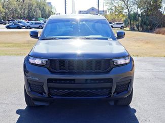 Used 2022 Jeep Grand Cherokee L Laredo video 3