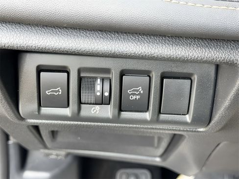 Used 2023 Subaru Outback Limited XT image 38