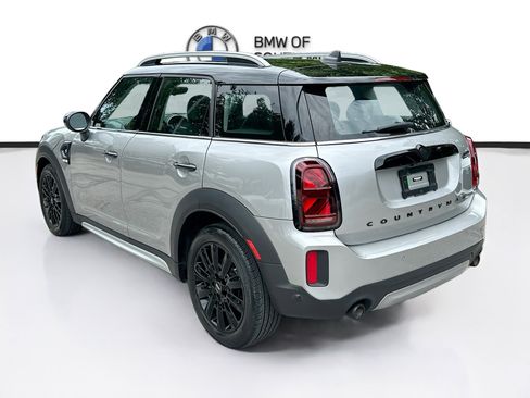 Used 2024 MINI Cooper Countryman S w/ Premium Package FWD image 5