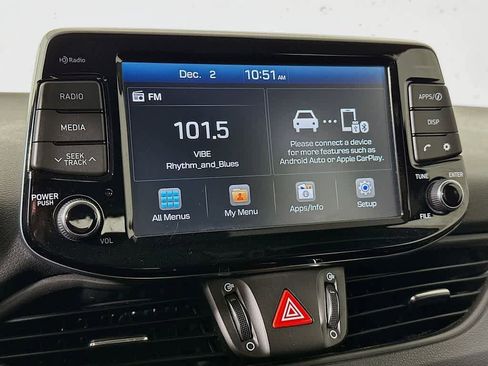 Used 2018 Hyundai Elantra GT image 16