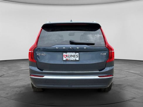Used 2025 Volvo XC90 T8 Plus w/ Protection Package Premier AWD/4WD image 9