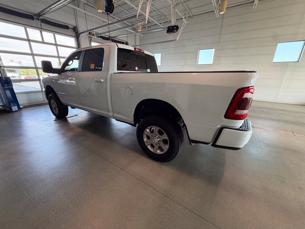 Used 2024 RAM 2500 Laramie AWD/4WD image 2