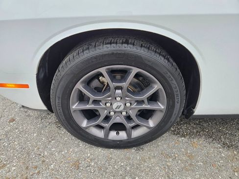 Used 2018 Dodge Challenger GT w/ Driver Convenience Group AWD/4WD image 10