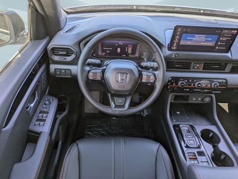 New 2026 Honda Pilot TrailSport image 15