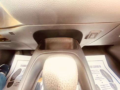 Used 2024 Toyota Corolla LE FWD image 18