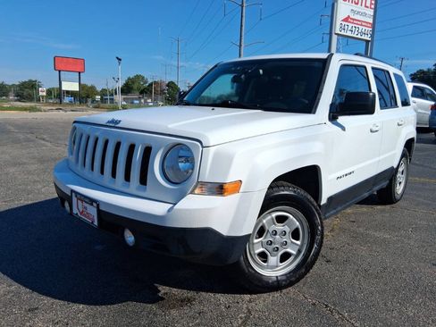 Used 2016 Jeep Patriot Sport w/ Power Value Group FWD image 1
