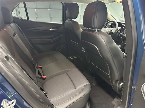 Used 2021 Buick Encore GX Select image 12