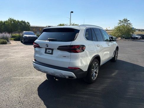 Used 2024 BMW X5 xDrive40i AWD/4WD image 5