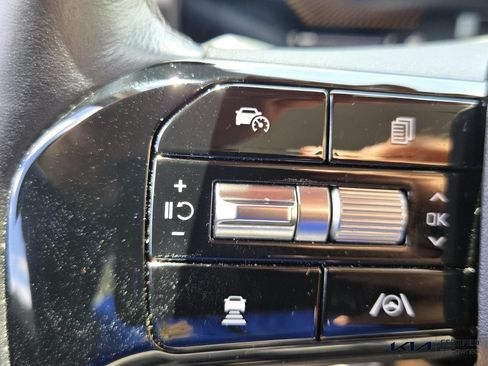 Certified 2026 Kia Sorento LX FWD image 26