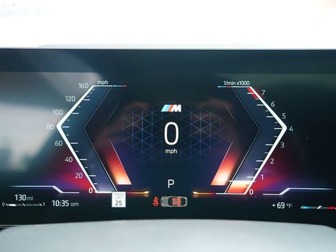 New 2026 BMW X6 xDrive40i w/ Premium Package image 13