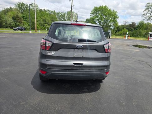 Used 2017 Ford Escape S FWD image 5