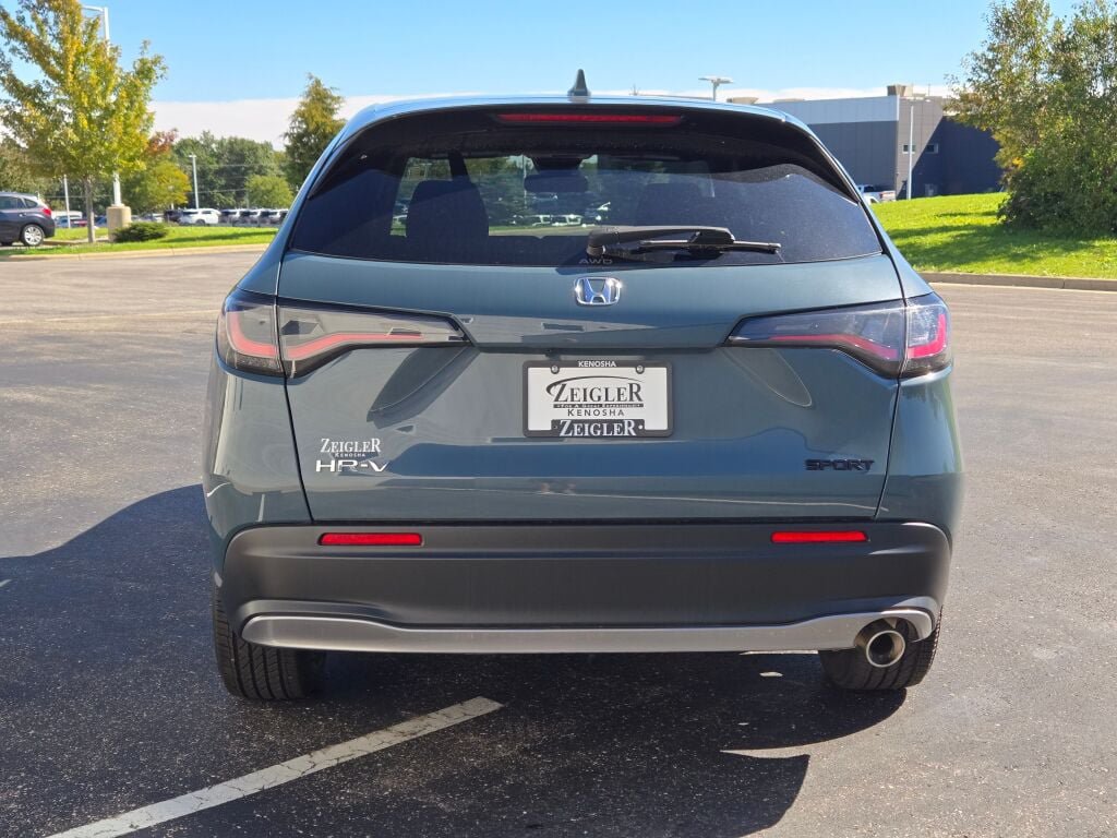Used 2024 Honda HR-V Sport image 11