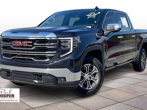 Used 2025 GMC Sierra 1500 SLT image 11