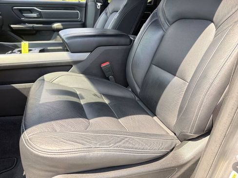 Used 2022 RAM 1500 Big Horn w/ Night Edition AWD/4WD image 11