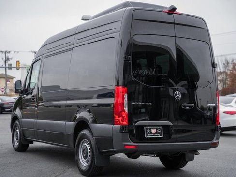 Used 2024 Mercedes-Benz Sprinter 2500 image 5