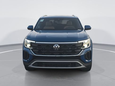 New 2025 Volkswagen Atlas Cross Sport SE image 8