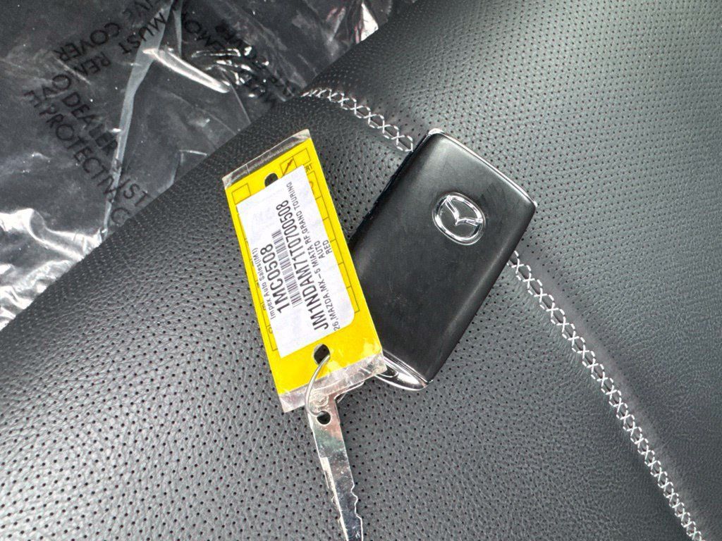Used 2026 MAZDA MX-5 Miata RF Grand Touring RWD image 10